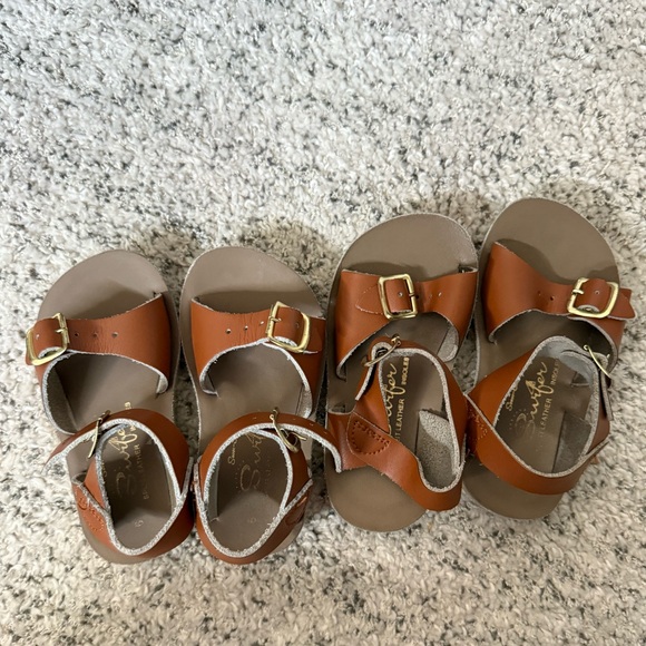 LOT OF 2 pairs of sunsan saltwater surfers tan color size 6 & 7 - Picture 1 of 6